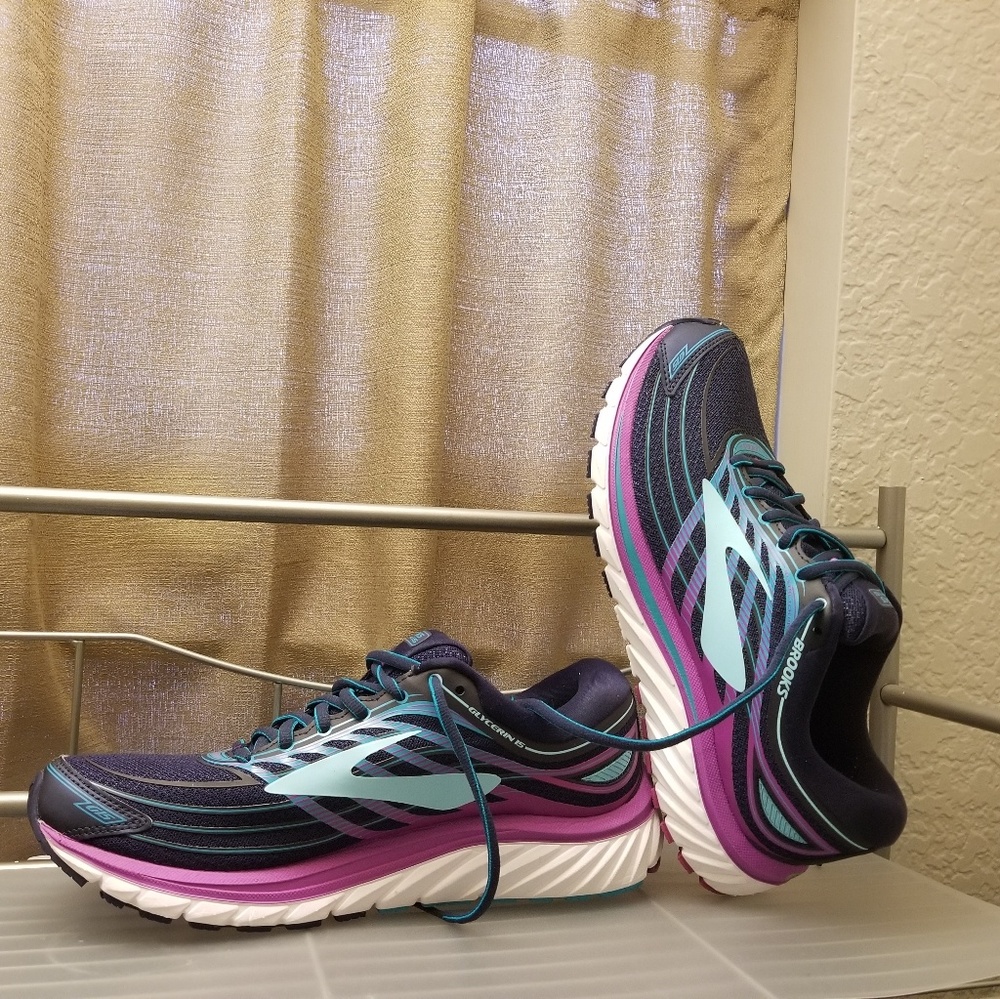 Brooks glycerin 15 women's athletic shoes sz 11